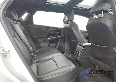 2023 Toyota Bz4X Xle z USA, uszkodzony, nr VIN JTMABABA0PA003091